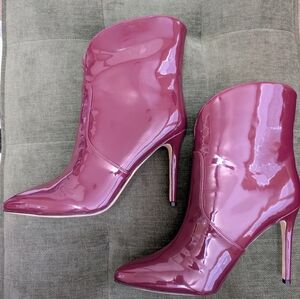 🔥 Nine West Tolate V-Cut Out Shiny Wine Stiletto Boots Size 8.5